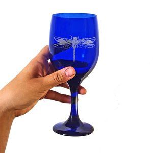 Dragonfly Etched Cobalt Blue Wine Glass 11 oz